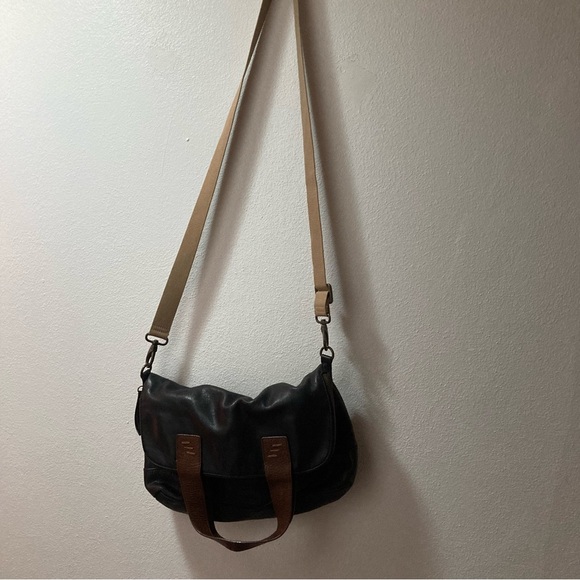 Cynthia Rowley Black Leather Crossbody Bag - Picture 8 of 14